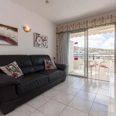 Santa Maria 99 - One Bed דירה *